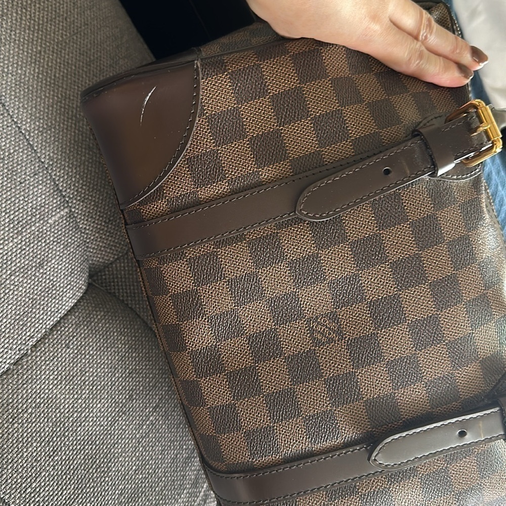 Louis Vuitton Berkeley Damier - Picture 9 of 16